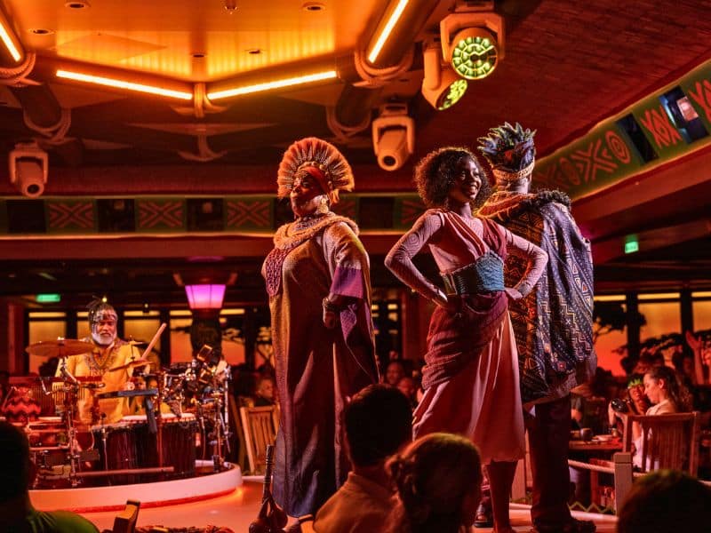 Pride Lands: Feast of The Lion King