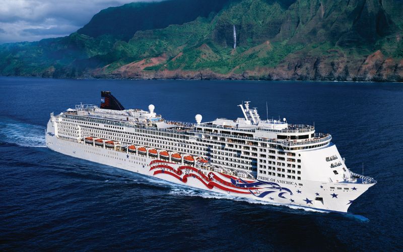 Pride of America sailing at sea