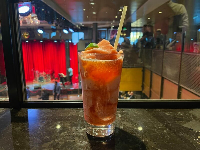 alcoholic cocktail on a cruise