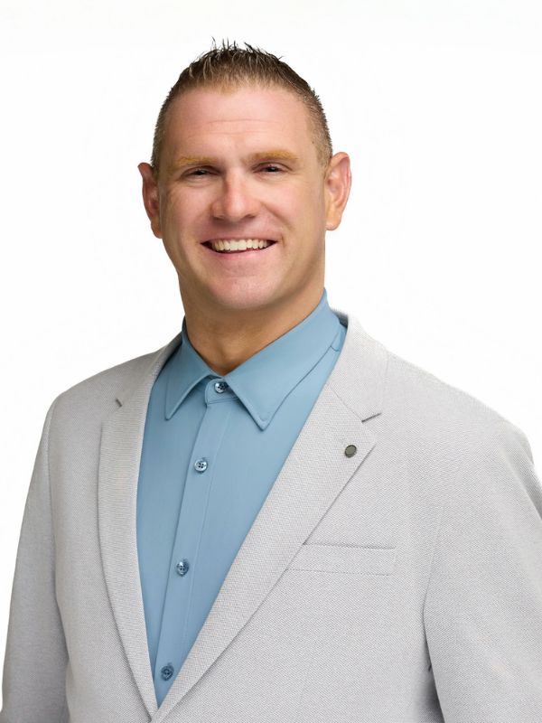 SIMON LONDON