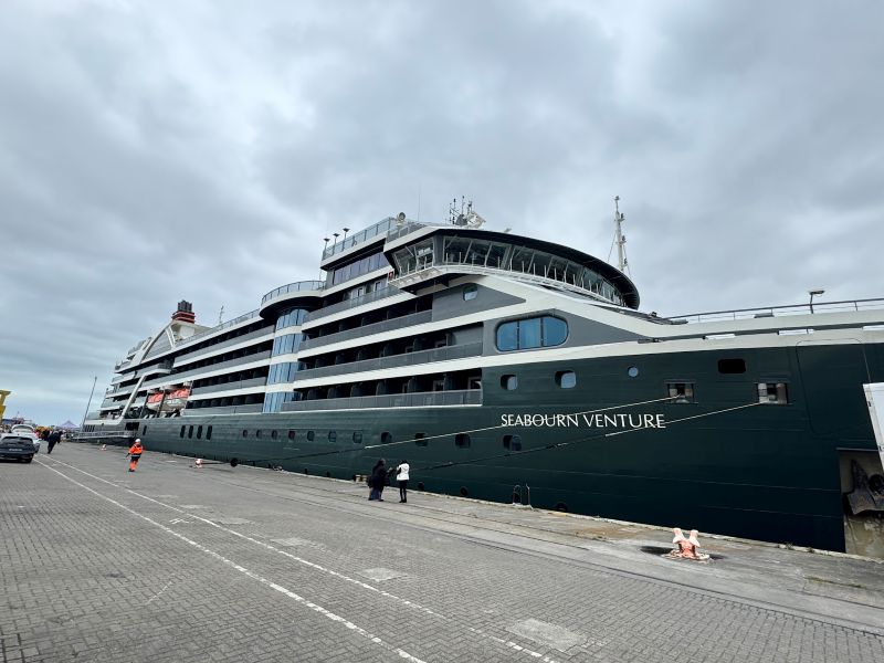 Seabourn Venture