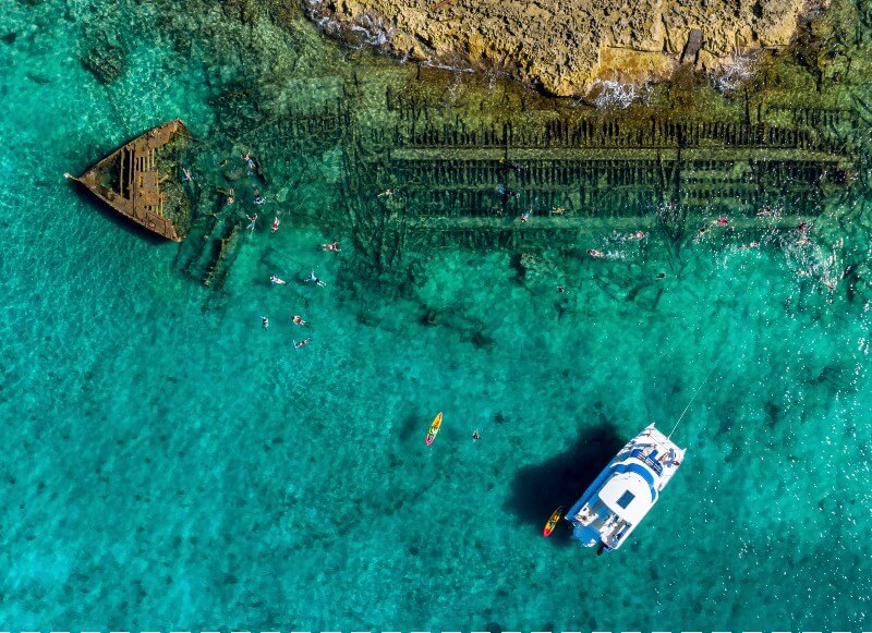 Shipwreck snorkelling excursion