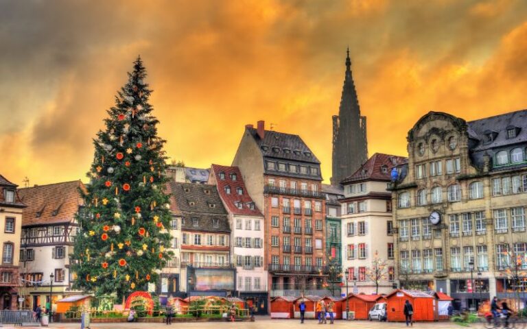 Holiday-Themed French Sailings Debut For Festive Season