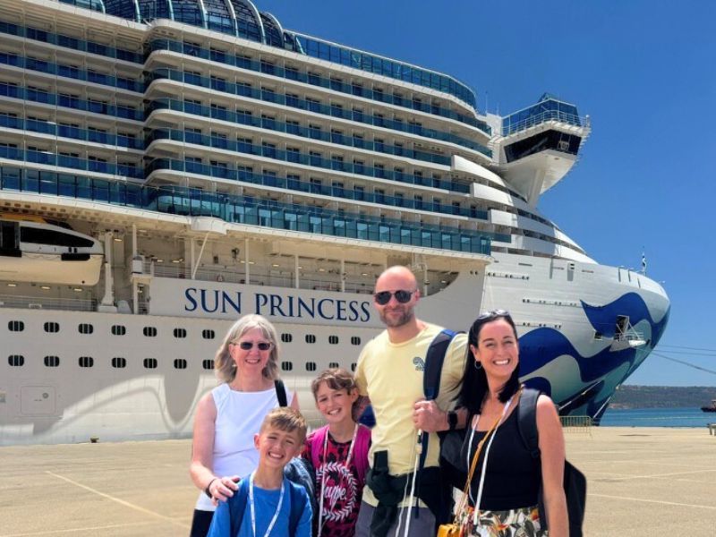Family with Sun Princess