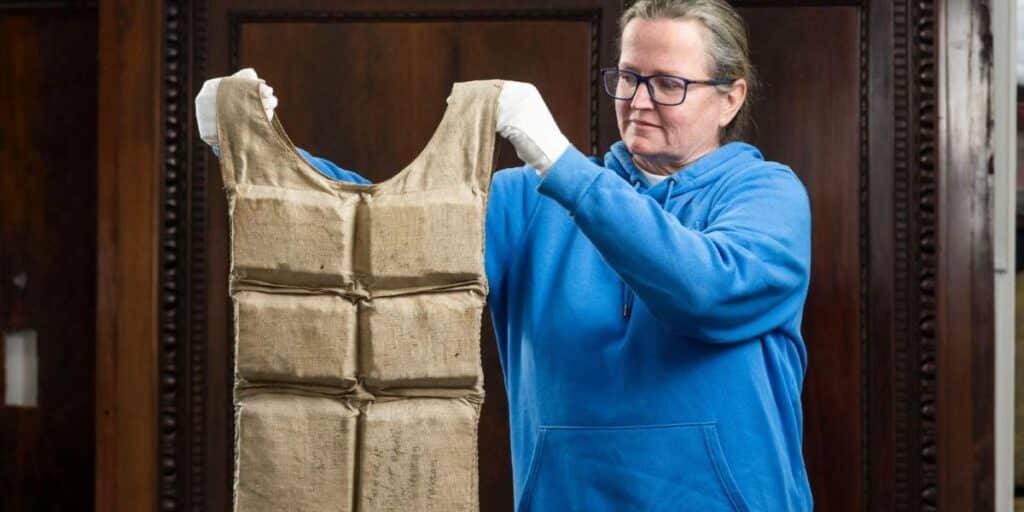 Titanic Lifejacket Auction