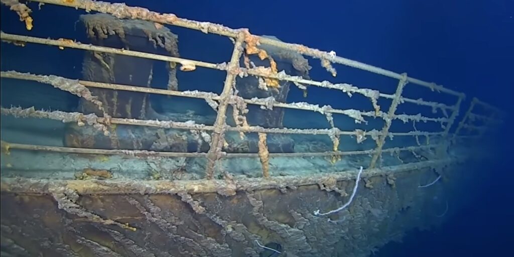 Titanic wreck with no bodies visible