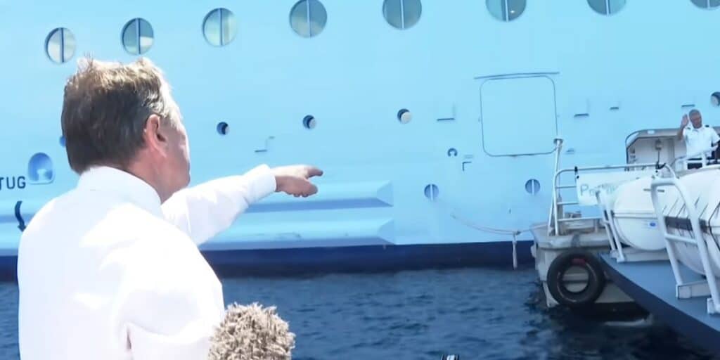 Mayor Estrosi Shouts At Voyager of the Seas