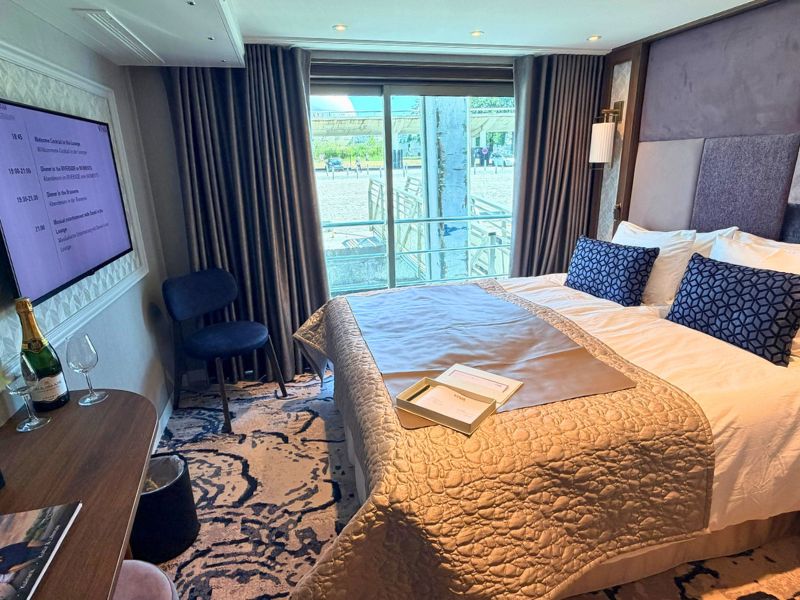 Viva cruises balcony room