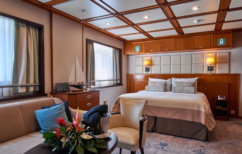 Wind Surf Officer’s Suite