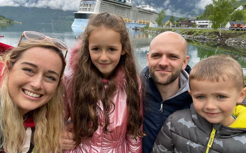 a family on a cruise on Anthem of the Seas