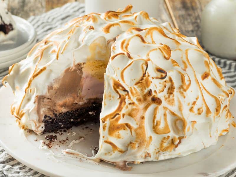 Baked Alaska dessert