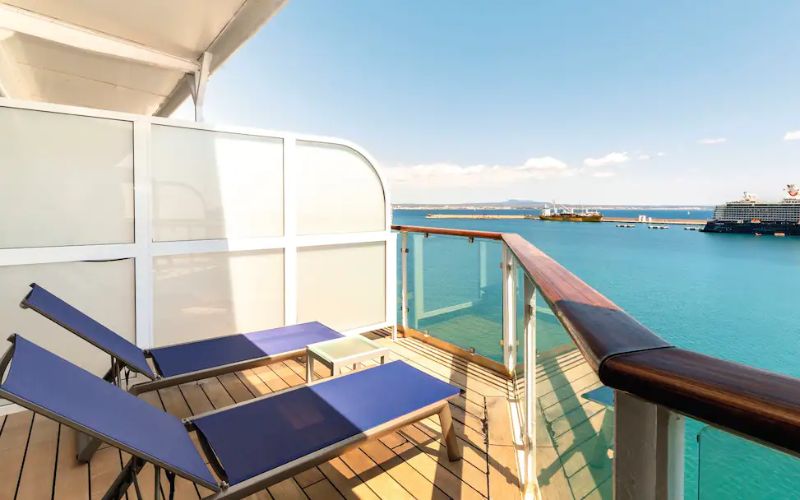 The balcony of a jr suite