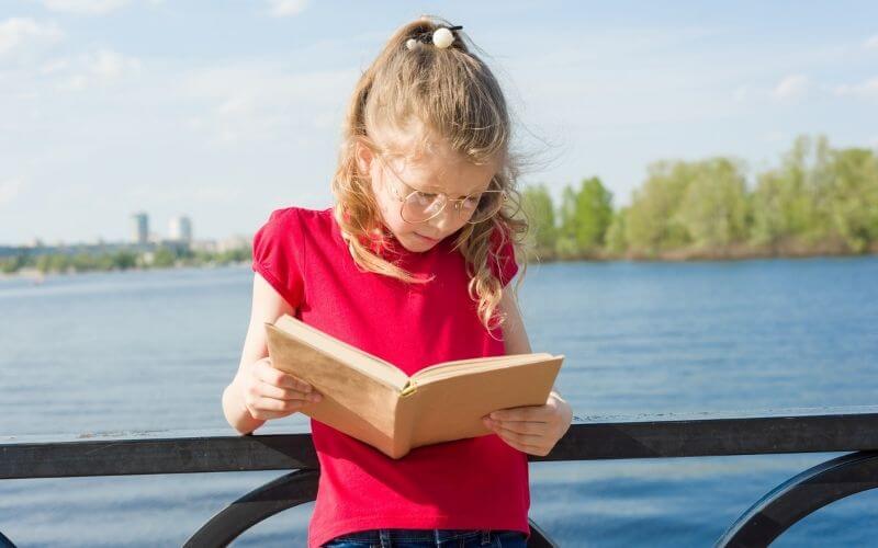 8 year old on river cruise