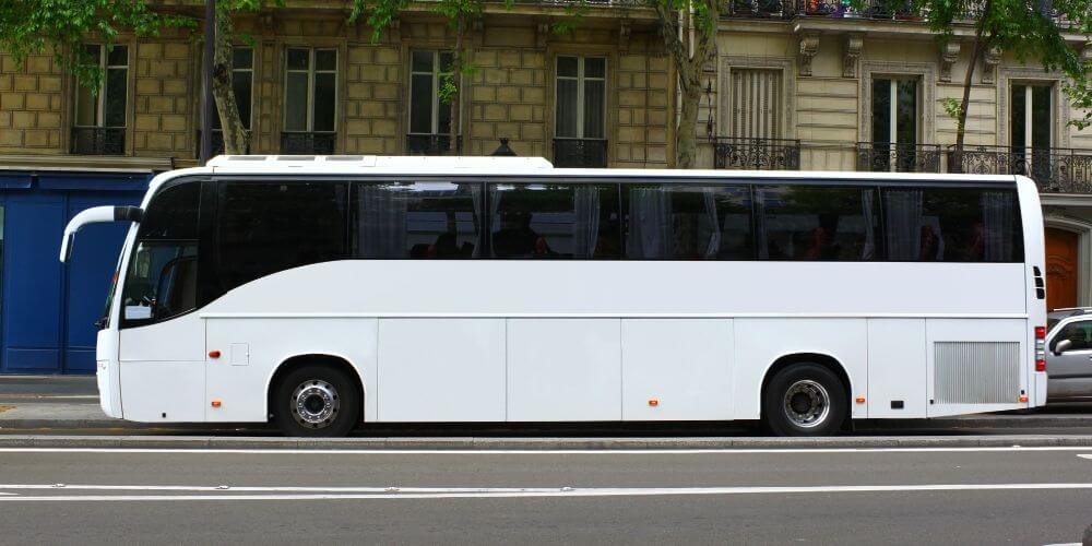 A coach on the way to Southampton.