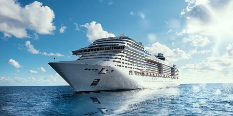 cruise ship