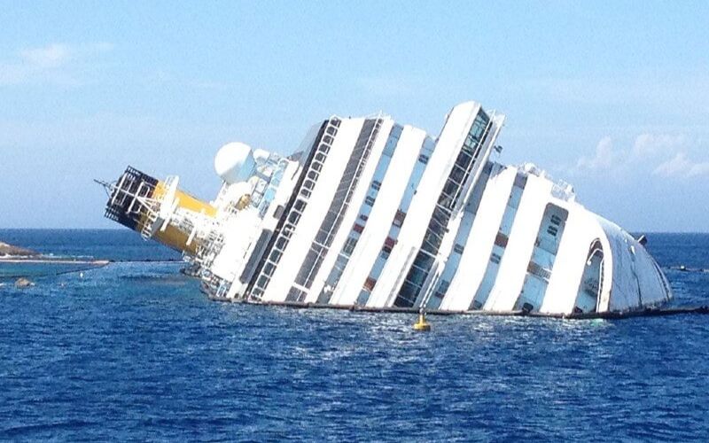 cruise boat tipping over