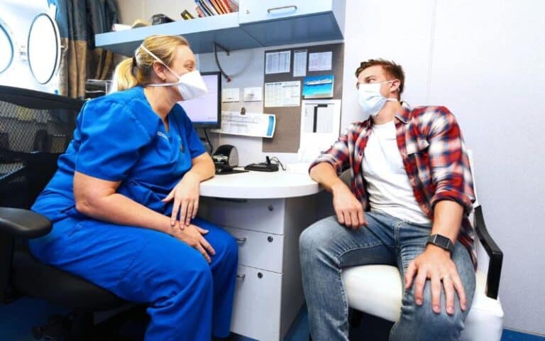 cruise-ship-doctors-salary-benefits-how-to-get-a-job