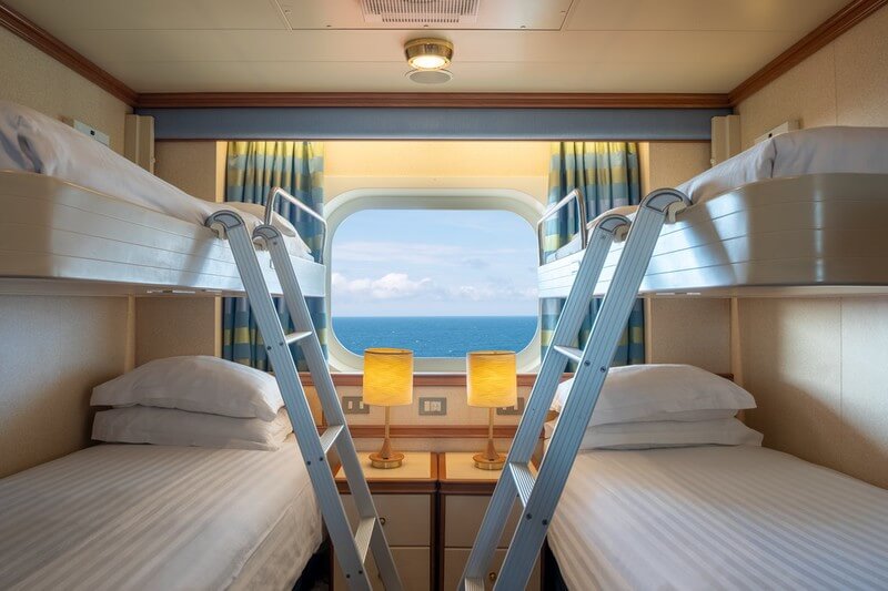 extra beds on Azura