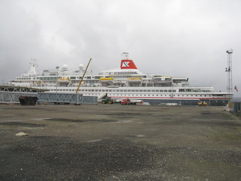 Fred Olsen ship at Rosyth Cruise Port