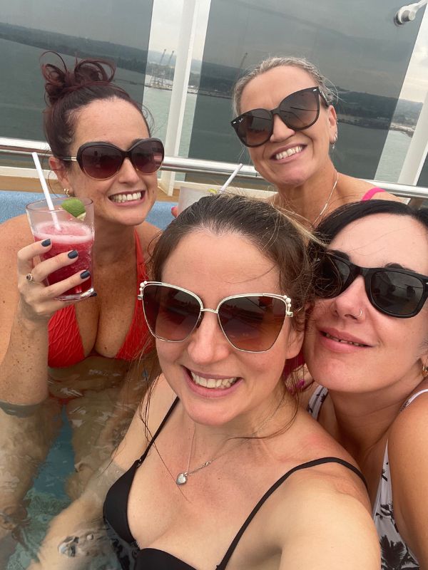 girls in hot tub