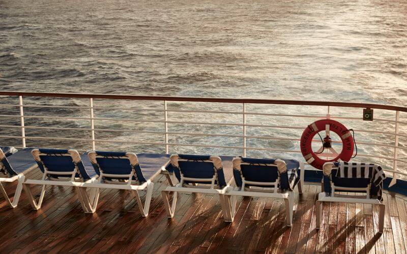 grand princess lido deck