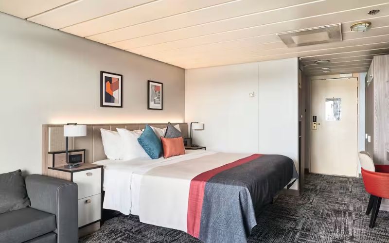 Junior suite on Marella Discovery