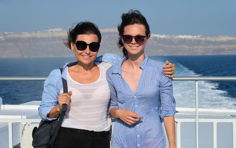 mother and daughter on cruise