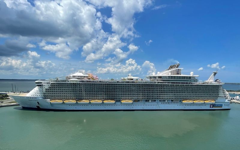 Royal Caribbean's Oasis of the Seas