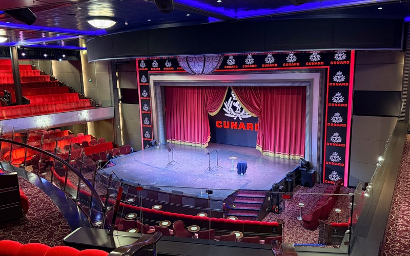 theatre on QM2