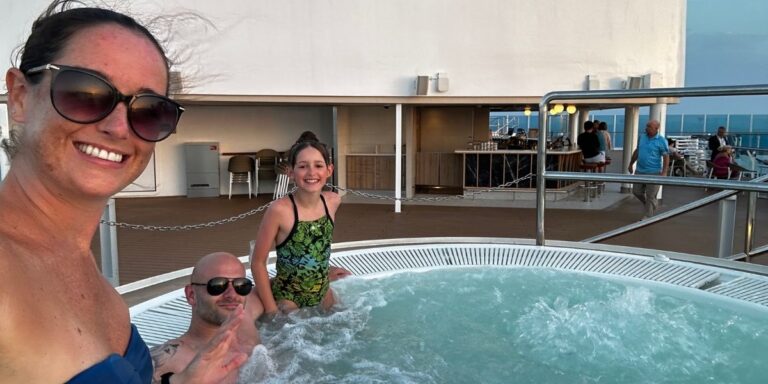 Cruise Mummy in hot tub on sea day