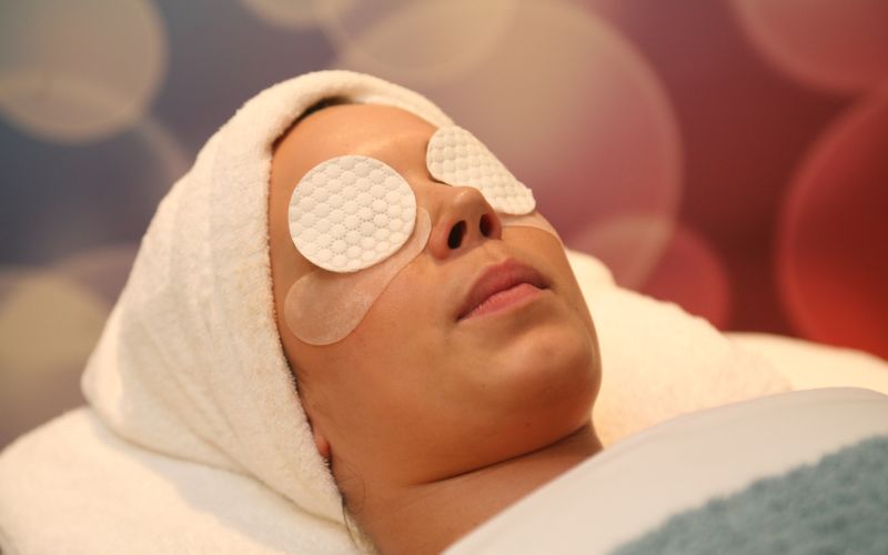 A woman enjoying her spa session