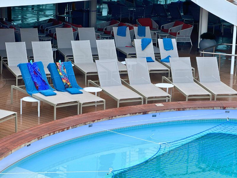 towels on sun loungers
