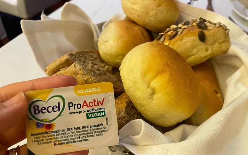 Vegan margarine and different kinds of breads