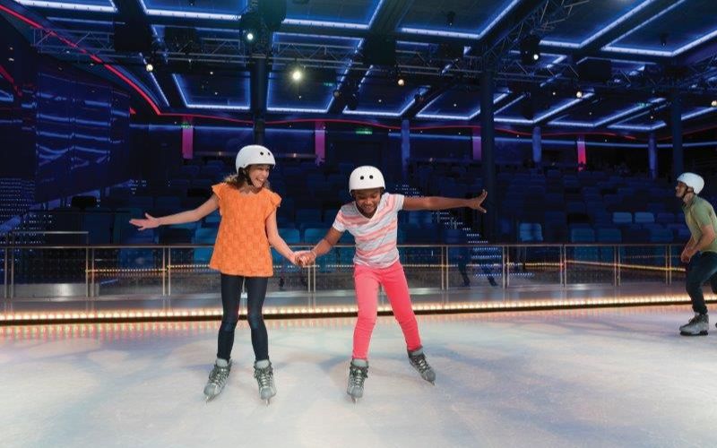 Ice skating rink aboard Wonder of the Seas